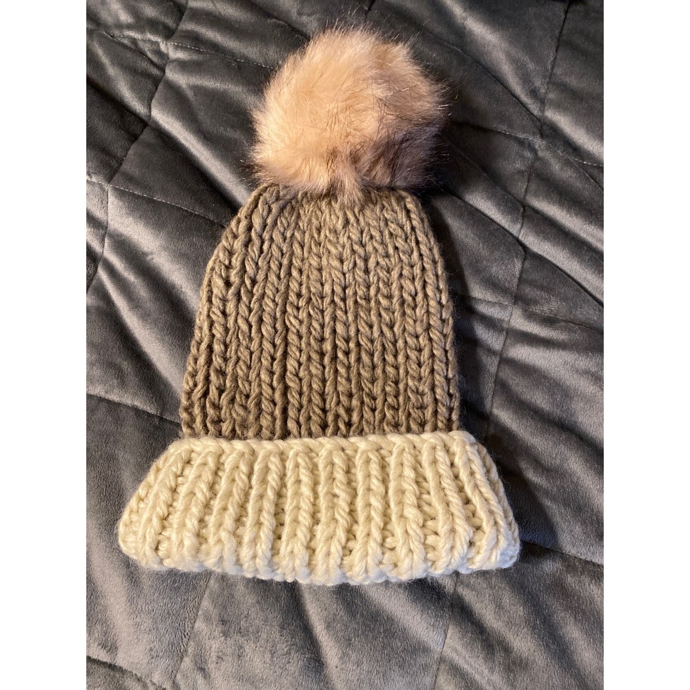 Shiraleah Chicago Chunky Knit Faux Fur Pom Beanie Brown Cream Wool Blend 0654